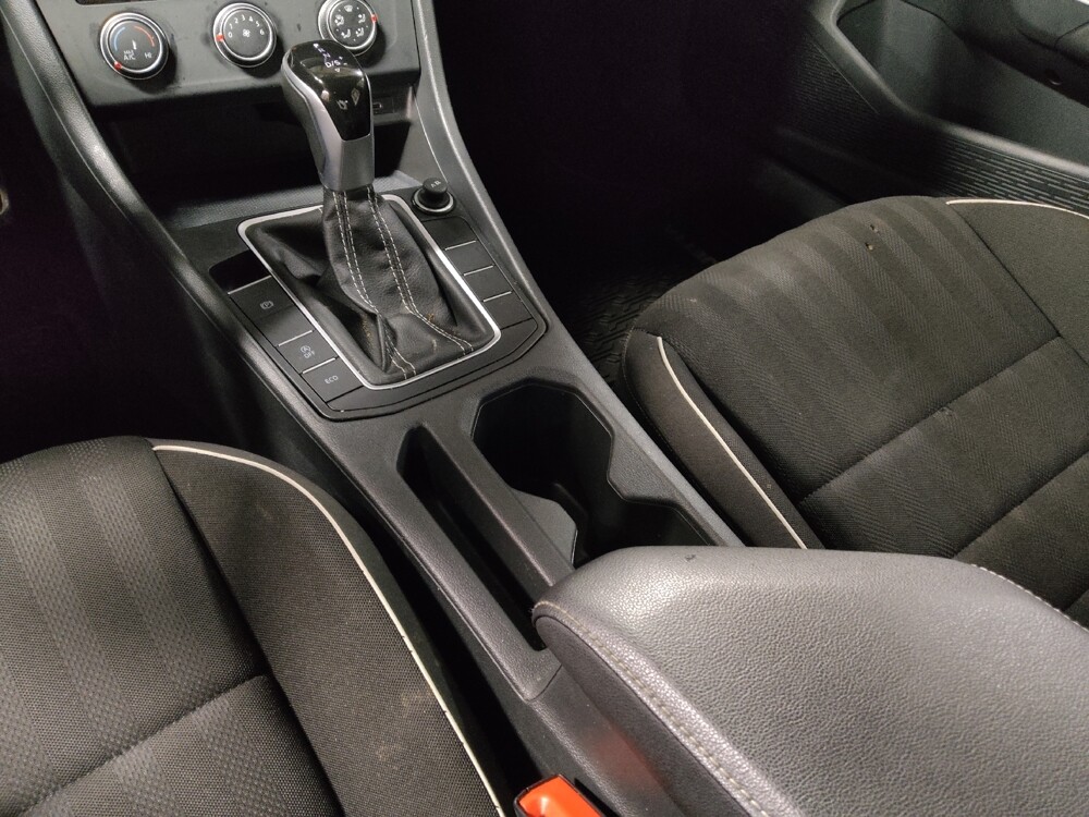 2024 Volkswagen Jetta in Morrow, GA 30260 - 18111042 26