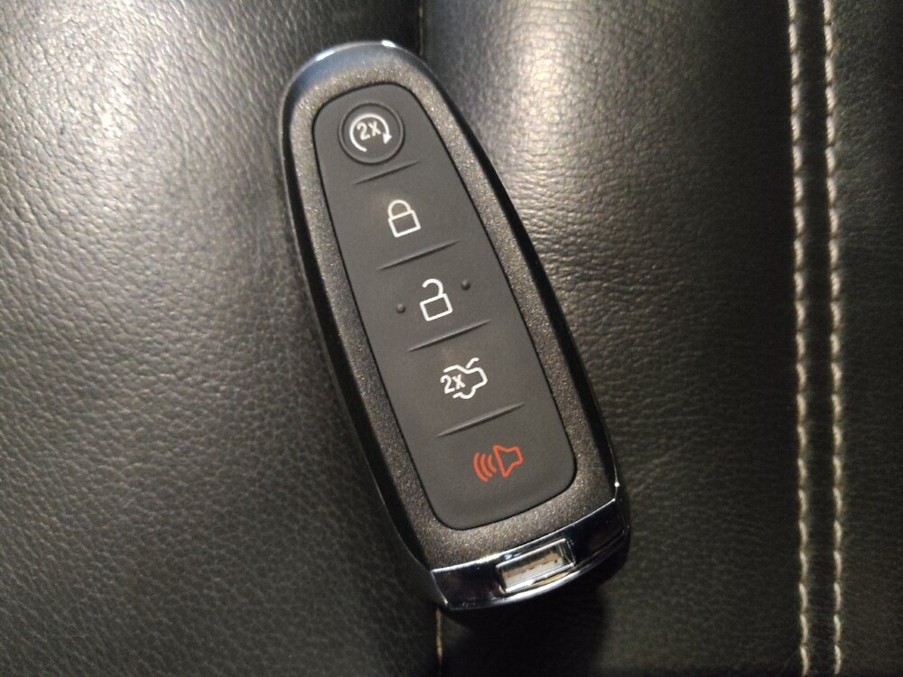 2017 Ford Escape in Charlotte, NC 28213 - 18111047 32