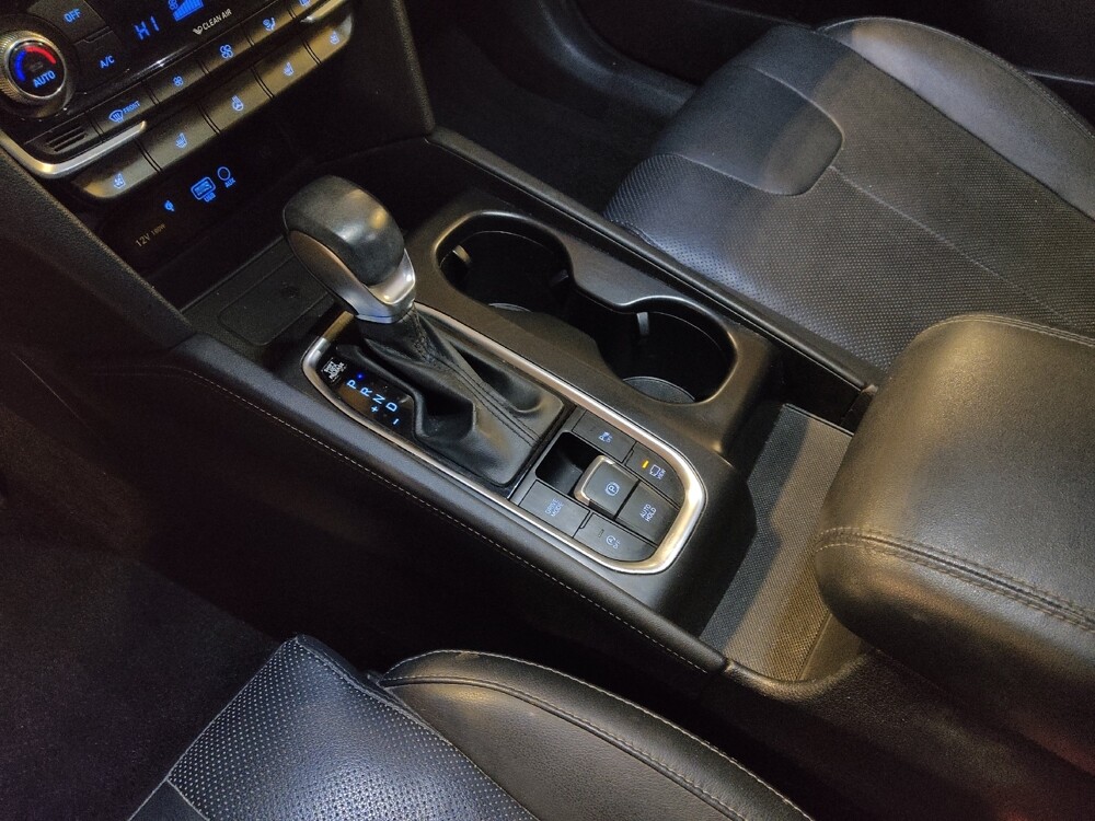 2019 Hyundai Santa Fe in Pensacola, FL 32505 - 18111050 26