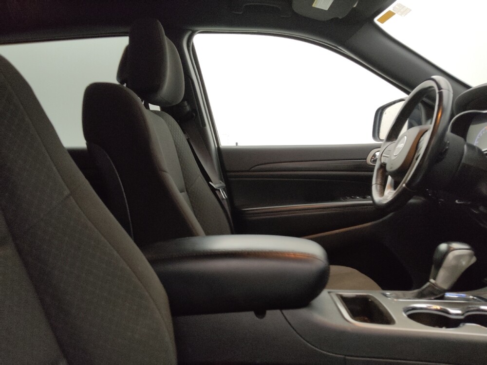 2022 Jeep Grand Cherokee in Tampa, FL 33612 - 18111052 21