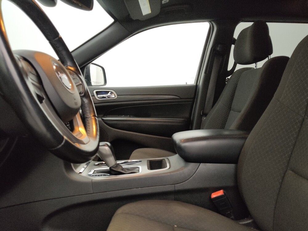 2022 Jeep Grand Cherokee in Tampa, FL 33612 - 18111052 17