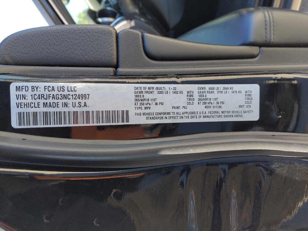 2022 Jeep Grand Cherokee in Tampa, FL 33612 - 18111052 33