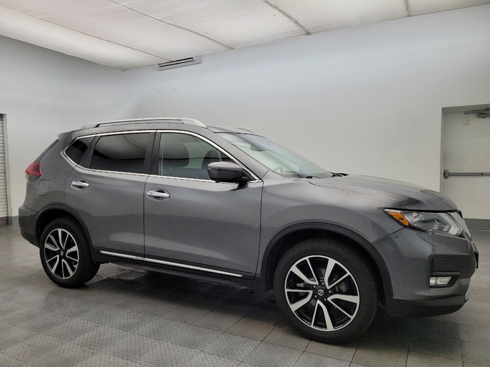 2020 Nissan Rogue in Glendale, AZ 85301 - 18111059 11