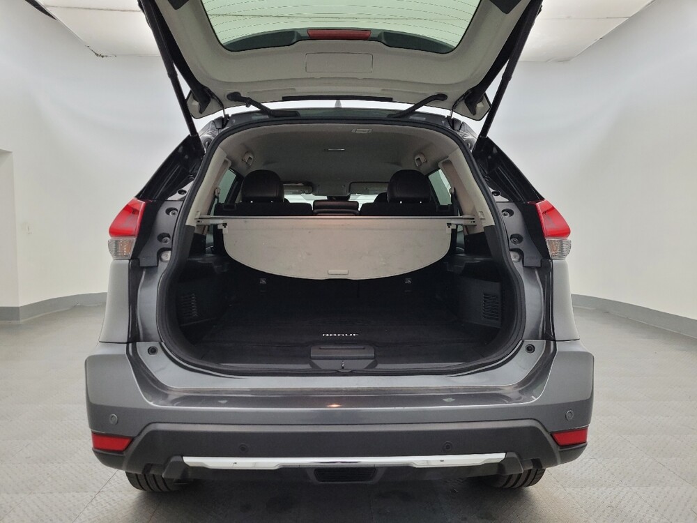 2020 Nissan Rogue in Glendale, AZ 85301 - 18111059 29