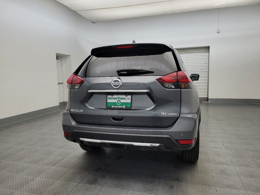 2020 Nissan Rogue in Glendale, AZ 85301 - 18111059 7