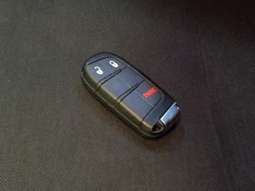 2022 Dodge Durango in Chandler, AZ 85225 - 18111062 32