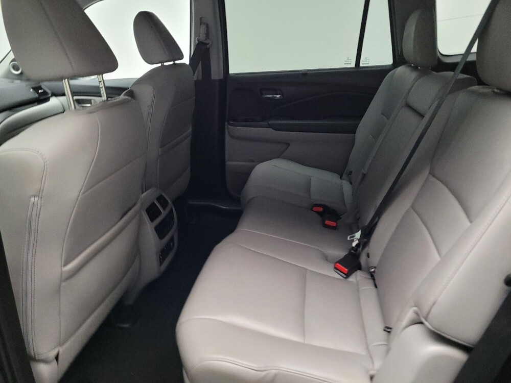 2017 Honda Pilot in Downey, CA 90241 - 18111073 18