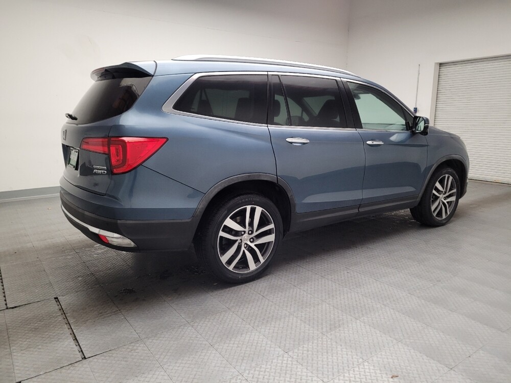 2017 Honda Pilot in Downey, CA 90241 - 18111073 10