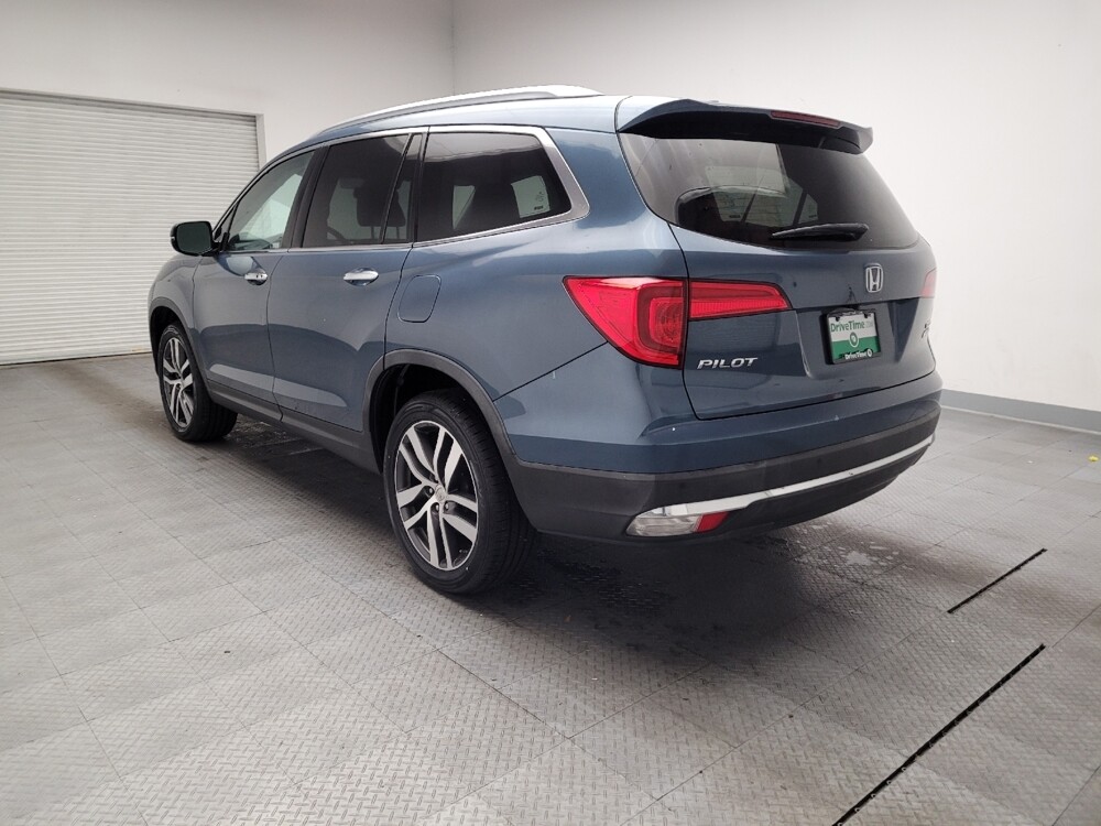 2017 Honda Pilot in Downey, CA 90241 - 18111073 5