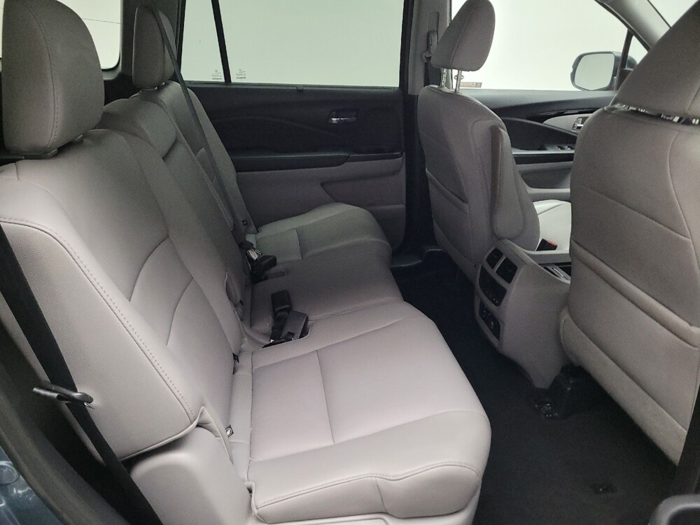 2017 Honda Pilot in Downey, CA 90241 - 18111073 19