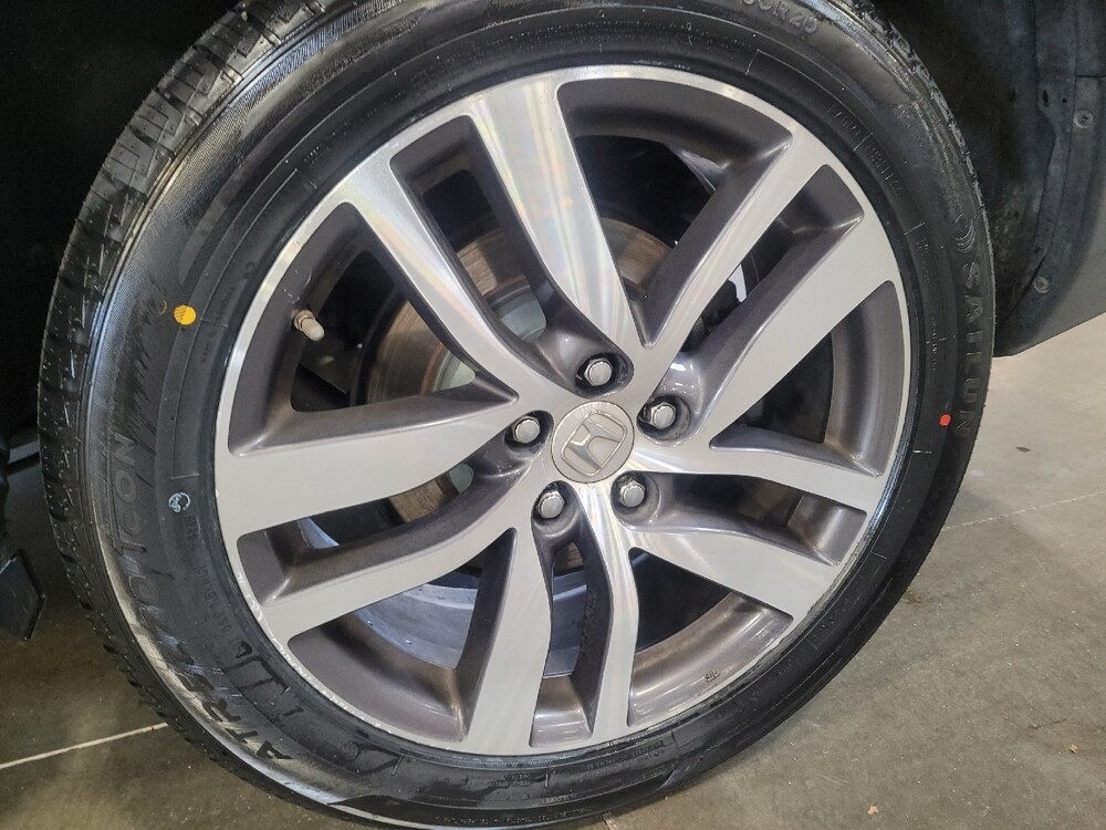 2017 Honda Pilot in Downey, CA 90241 - 18111073 31