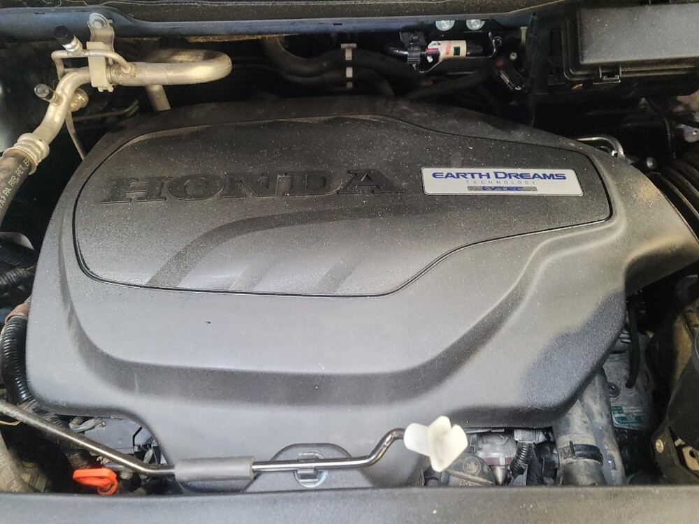 2017 Honda Pilot in Downey, CA 90241 - 18111073 30