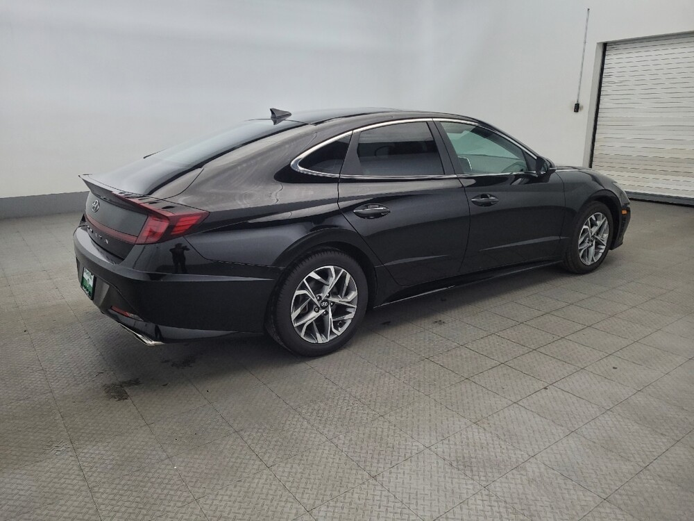 2023 Hyundai Sonata in Allentown, PA 18103 - 18111074 10
