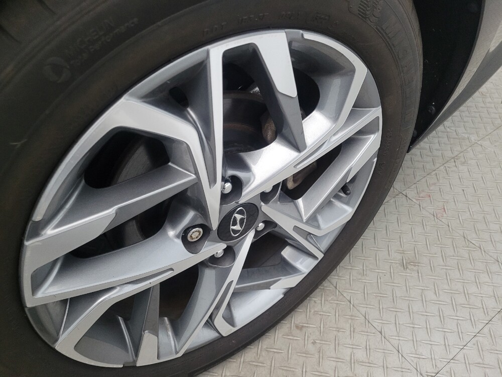 2023 Hyundai Sonata in Allentown, PA 18103 - 18111074 31