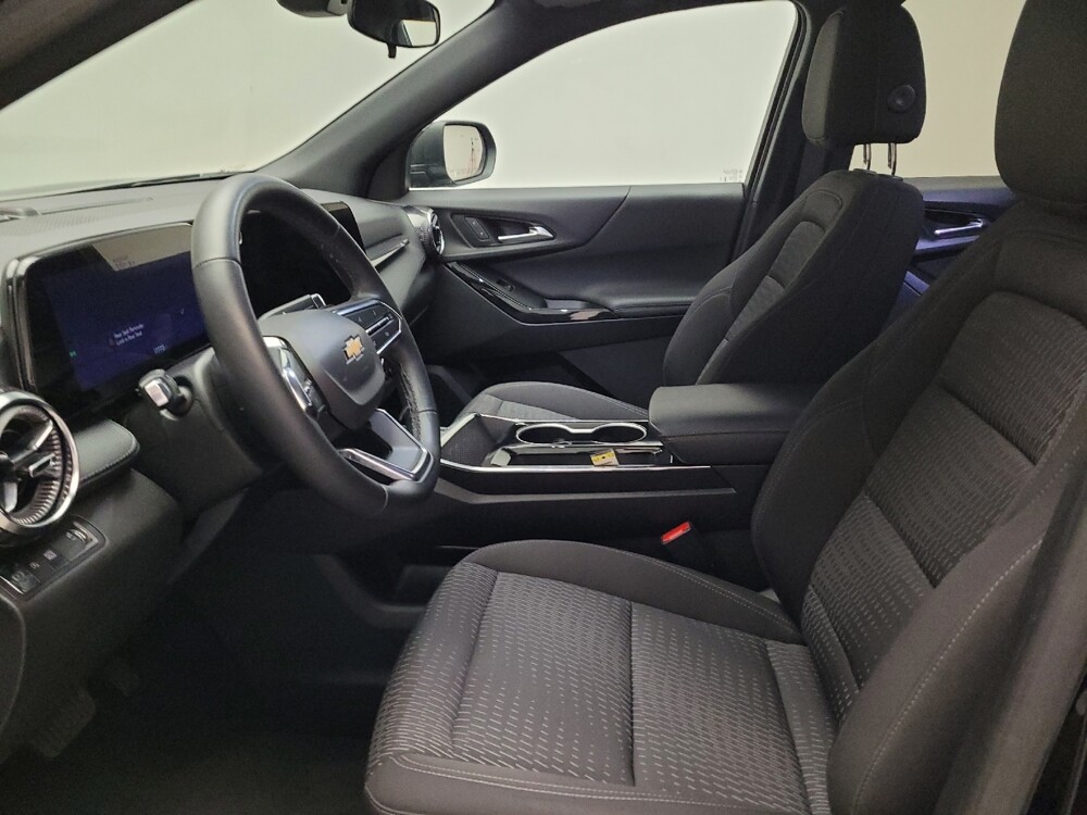 2025 Chevrolet Equinox in Montclair, CA 91763 - 18111075 17
