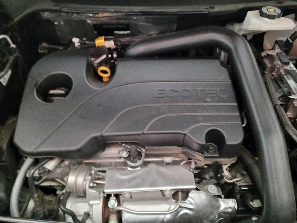 2025 Chevrolet Equinox in Montclair, CA 91763 - 18111075 30