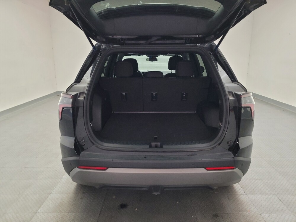 2025 Chevrolet Equinox in Montclair, CA 91763 - 18111075 29