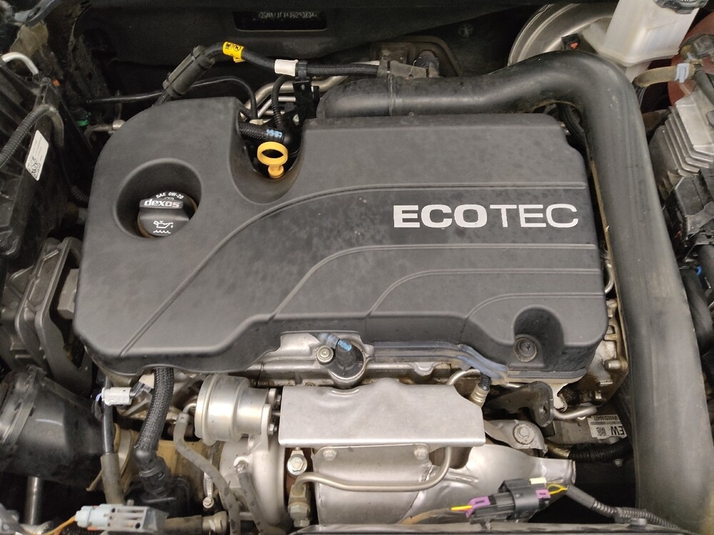 2018 Chevrolet Equinox in St. Louis, MO 63136 - 18111076 30