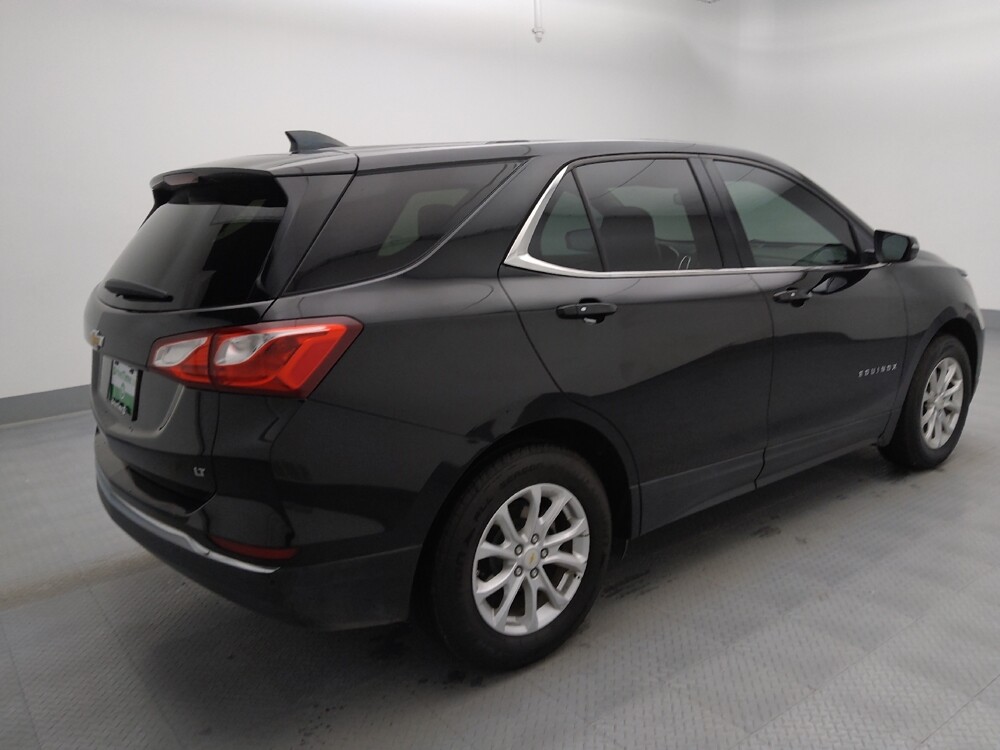 2018 Chevrolet Equinox in St. Louis, MO 63136 - 18111076 10