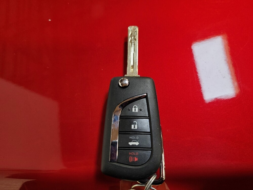 2021 Toyota Camry in El Cajon, CA 92020 - 18111077 32