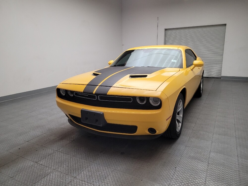 2018 Dodge Challenger in Montclair, CA 91763 - 18111080 15