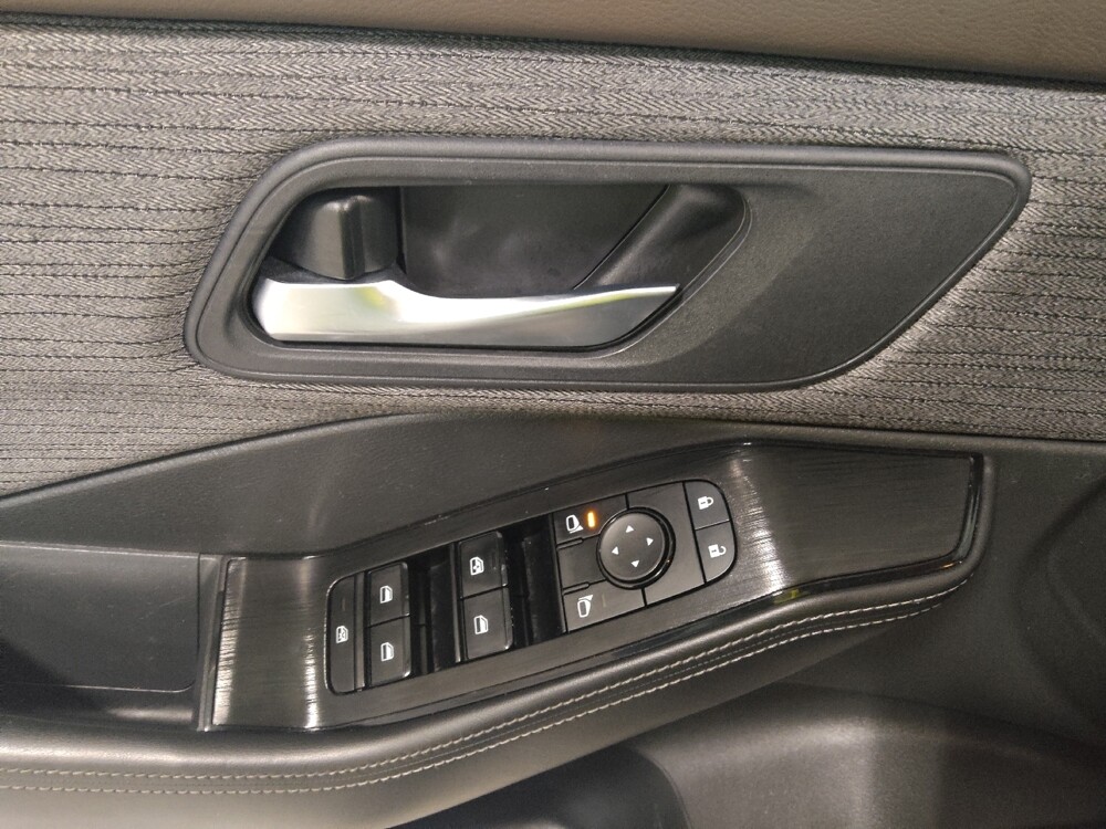 2022 Nissan Rogue in Columbus, OH 43231 - 18111090 27