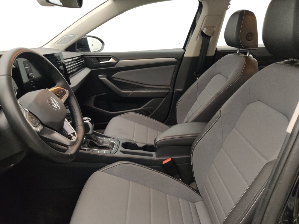 2025 Volkswagen Jetta in Tallahassee, FL 32304 - 18111093 17