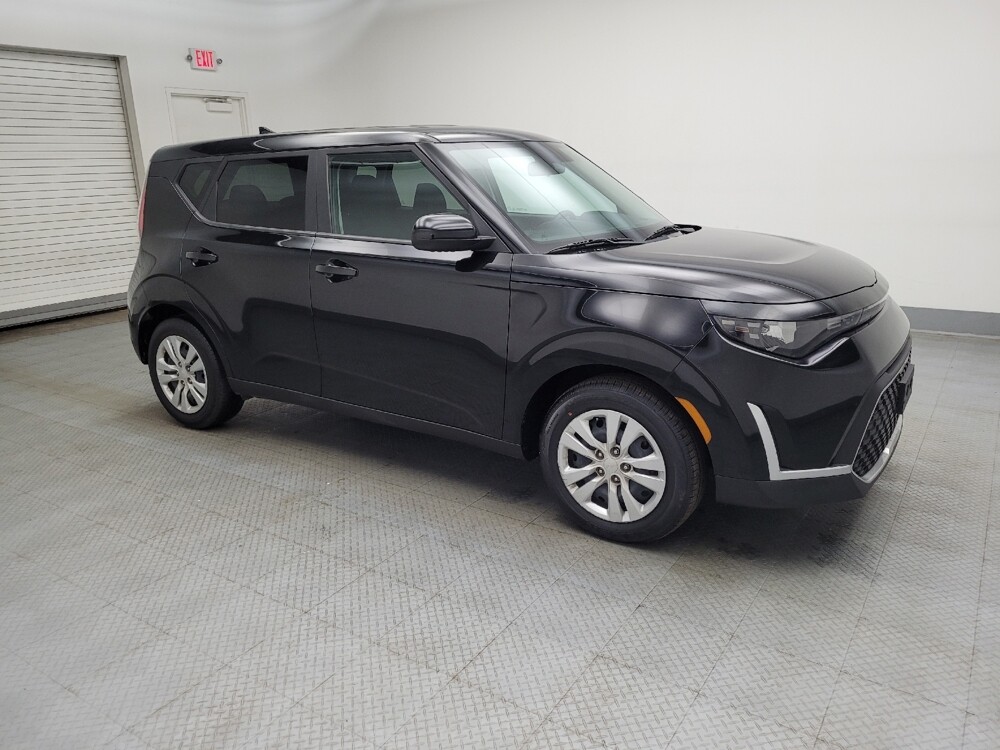 2023 Kia Soul in Midlothian, IL 60445 - 18111094 11