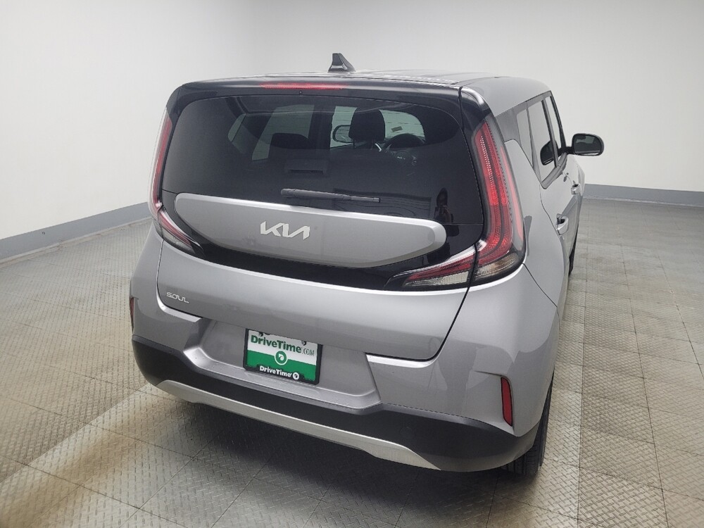 2024 Kia Soul in Indianapolis, IN 46222 - 18111098 7