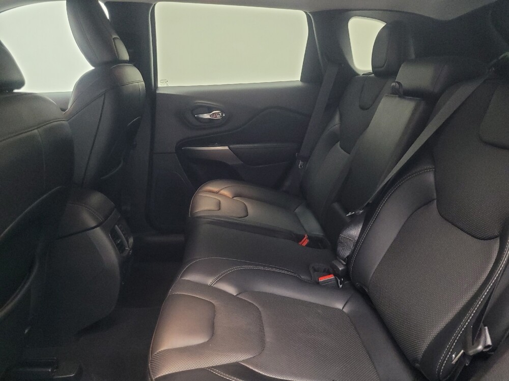 2021 Jeep Cherokee in Indianapolis, IN 46219 - 18111100 18