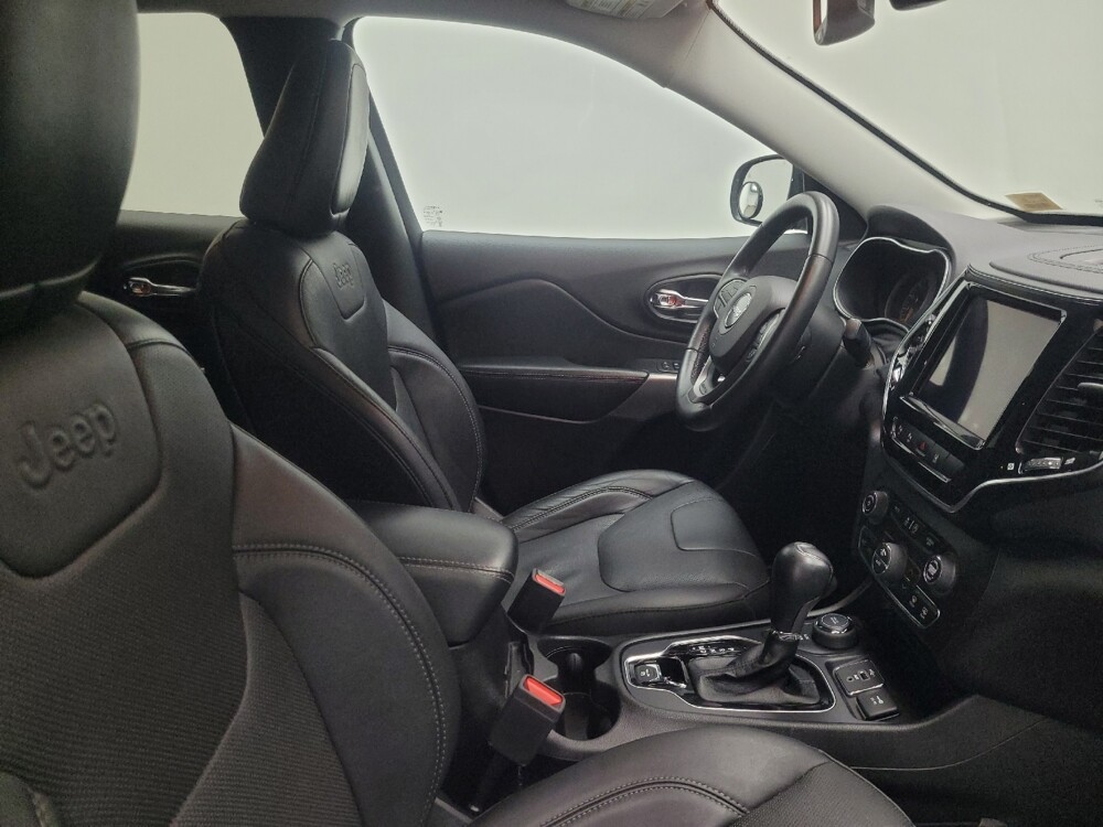 2021 Jeep Cherokee in Indianapolis, IN 46219 - 18111100 21