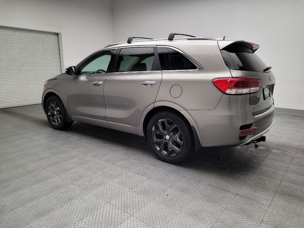 2017 Kia Sorento in Downey, CA 90241 - 18111106 3