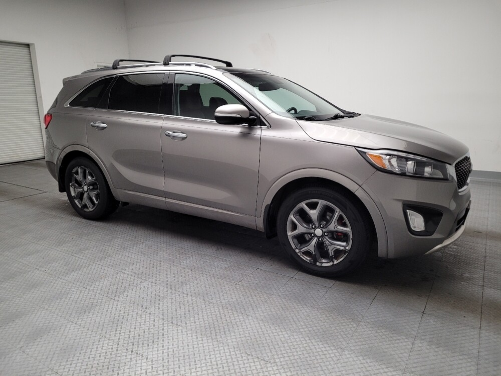 2017 Kia Sorento in Downey, CA 90241 - 18111106 11