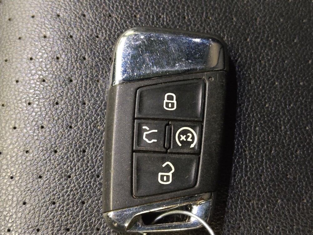 2021 Volkswagen Atlas in Fort Worth, TX 76116 - 18111107 32