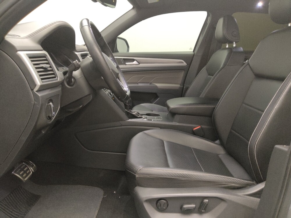 2021 Volkswagen Atlas in Fort Worth, TX 76116 - 18111107 17