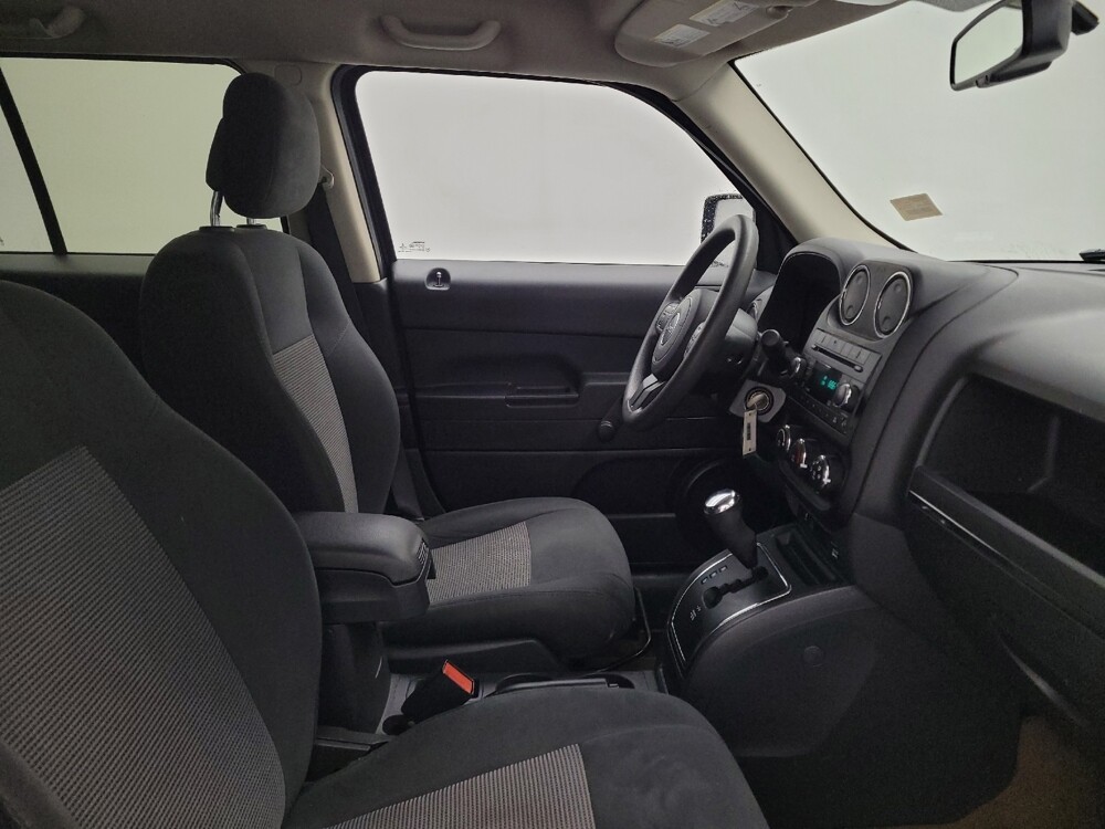 2016 Jeep Patriot in Cincinnati, OH 45255 - 18111108 21