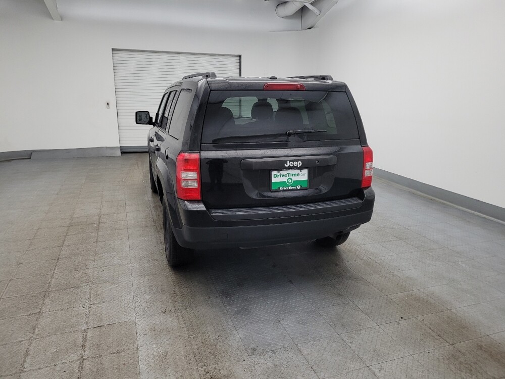 2016 Jeep Patriot in Cincinnati, OH 45255 - 18111108 6