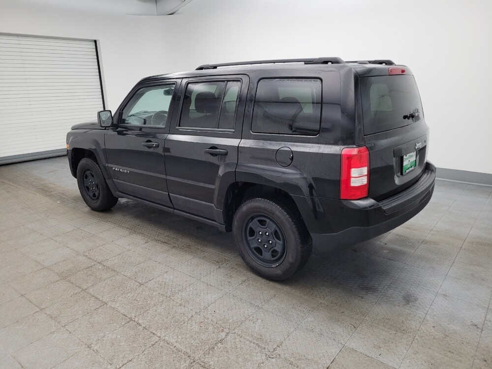 2016 Jeep Patriot in Cincinnati, OH 45255 - 18111108 3