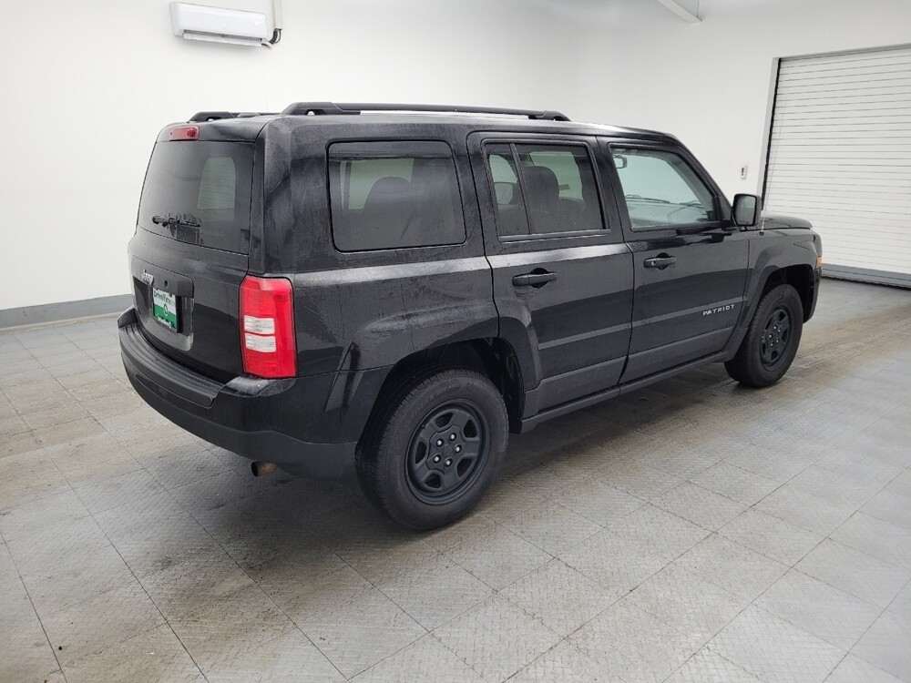 2016 Jeep Patriot in Cincinnati, OH 45255 - 18111108 10