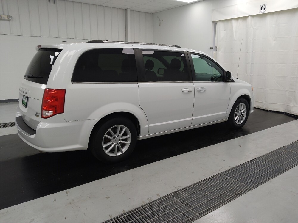 2019 Dodge Grand Caravan in St. Louis, MO 63125 - 18111114 10