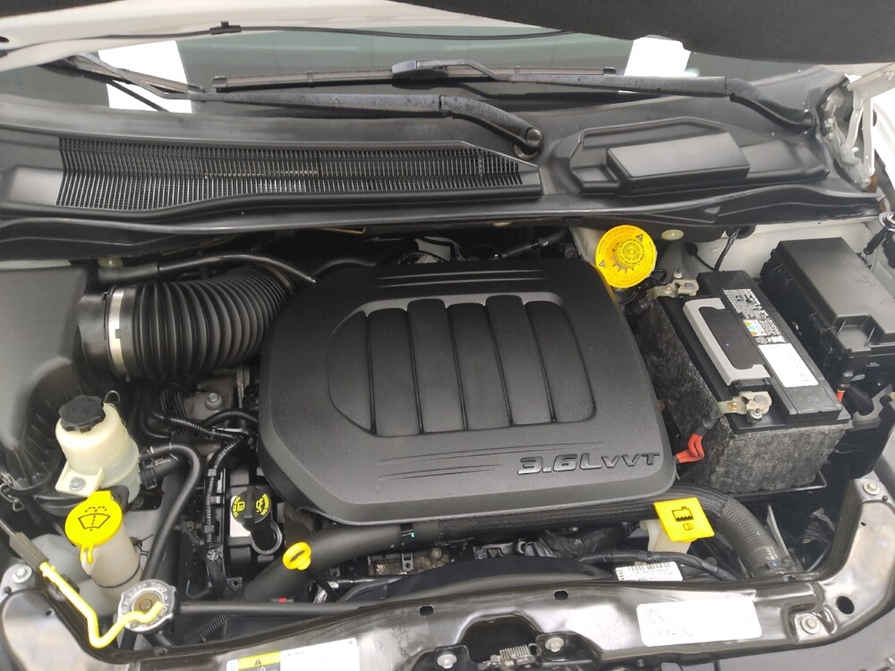 2019 Dodge Grand Caravan in St. Louis, MO 63125 - 18111114 30