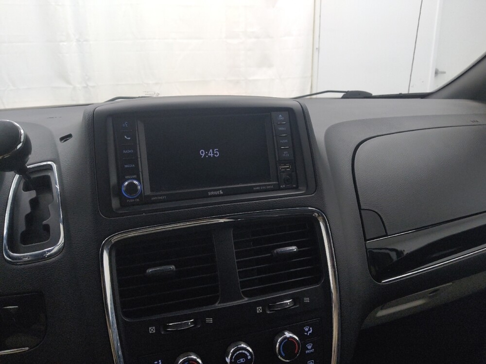 2019 Dodge Grand Caravan in St. Louis, MO 63125 - 18111114 25