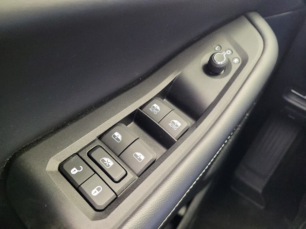 2023 Jeep Grand Cherokee in Fairfield, OH 45014 - 18111117 27