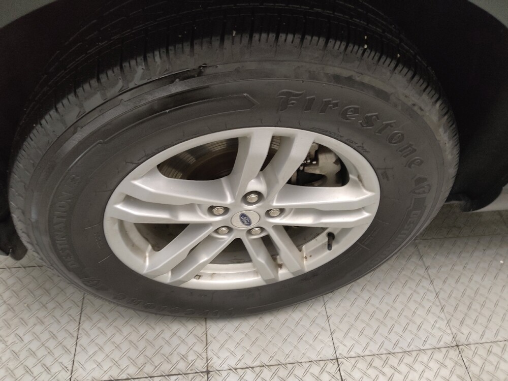 2023 Ford Explorer in Des Moines, IA 50310 - 18111119 31