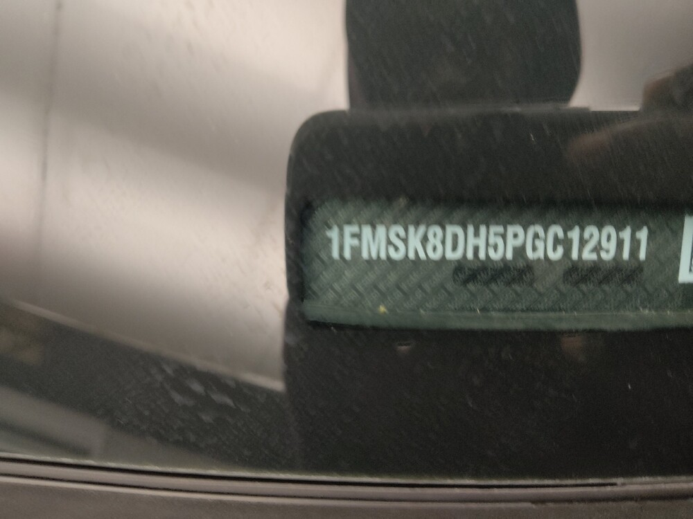 2023 Ford Explorer in Des Moines, IA 50310 - 18111119 33