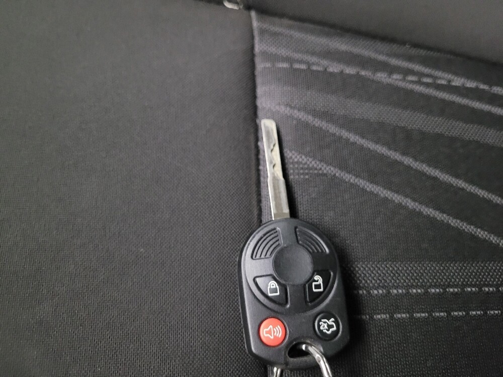 2016 Ford Focus in Des Moines, IA 50310 - 18111124 32