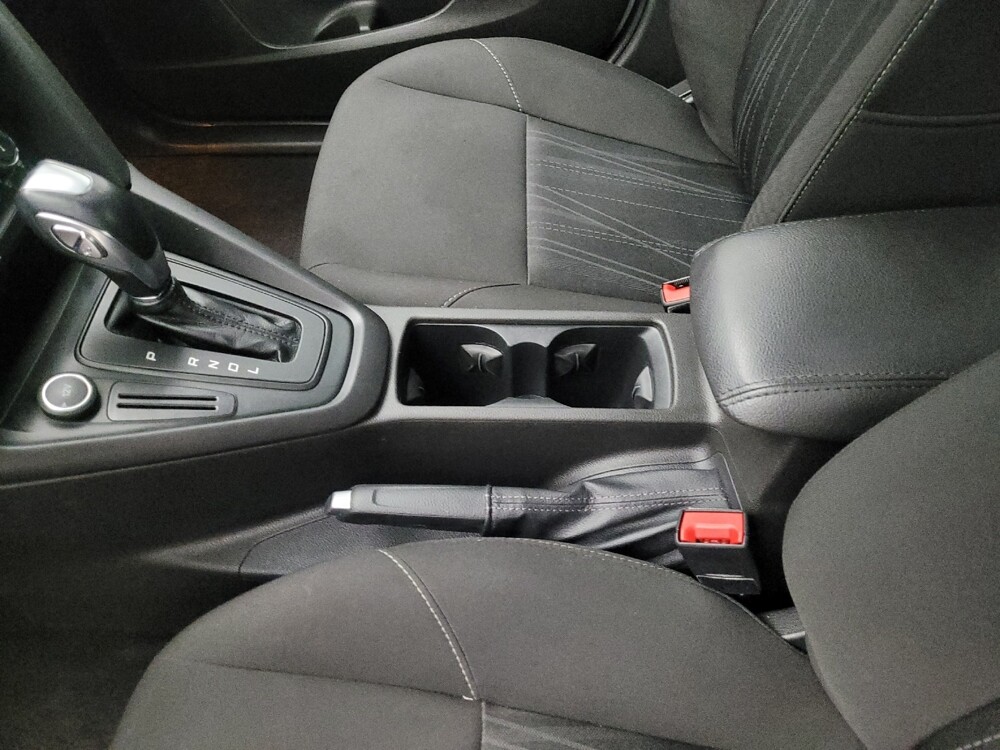 2016 Ford Focus in Des Moines, IA 50310 - 18111124 26