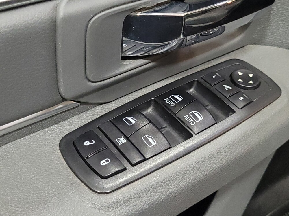 2017 RAM 1500 in Williamstown, NJ 8094 - 18111131 27