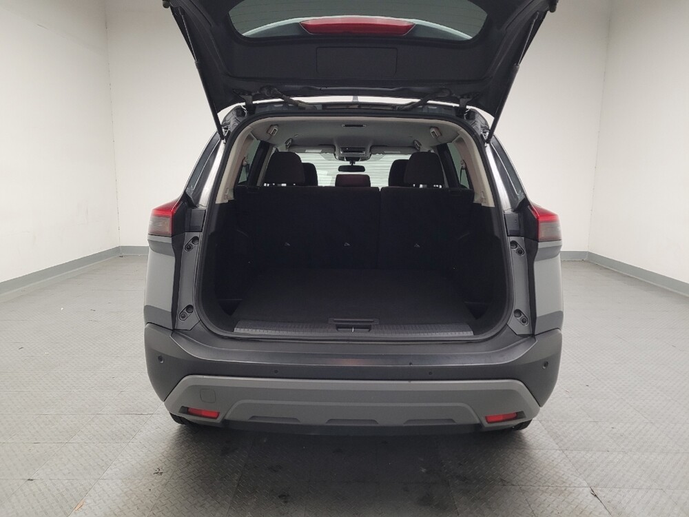 2023 Nissan Rogue in Downey, CA 90241 - 18111139 29