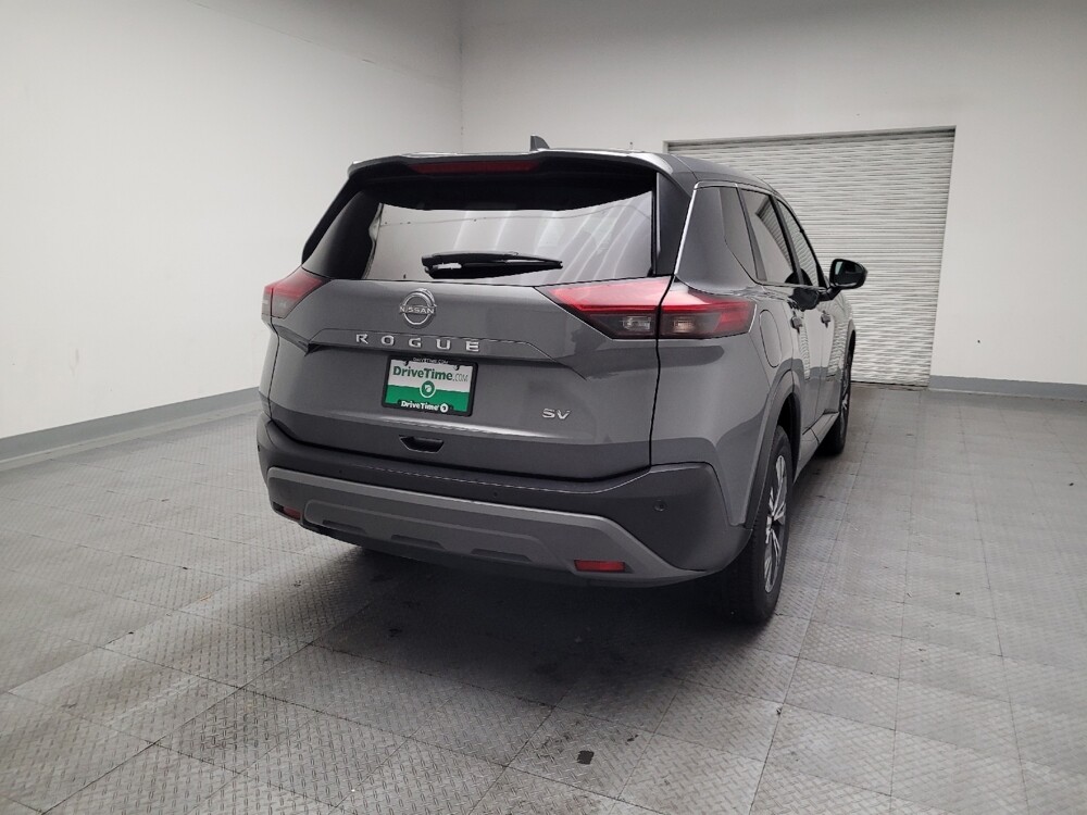 2023 Nissan Rogue in Downey, CA 90241 - 18111139 7